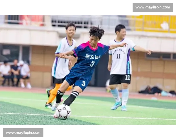 青少年赛场激烈角逐 展现年轻力量与无限潜能 青少年赛场激烈角逐 展现年轻力量与无限潜能